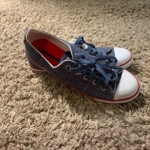 Women’s Converse